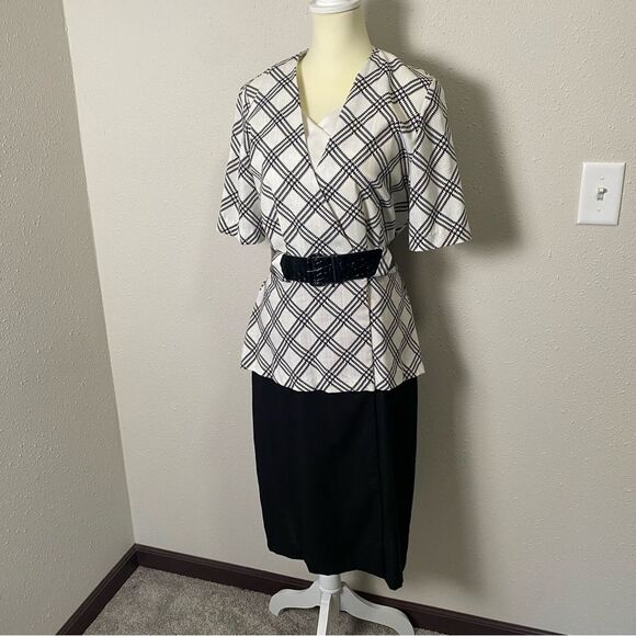 Vintage 80's MC ll One Piece Wrap Dress W/ Matching Belt Women's Size 14 - Picture 4 of 15